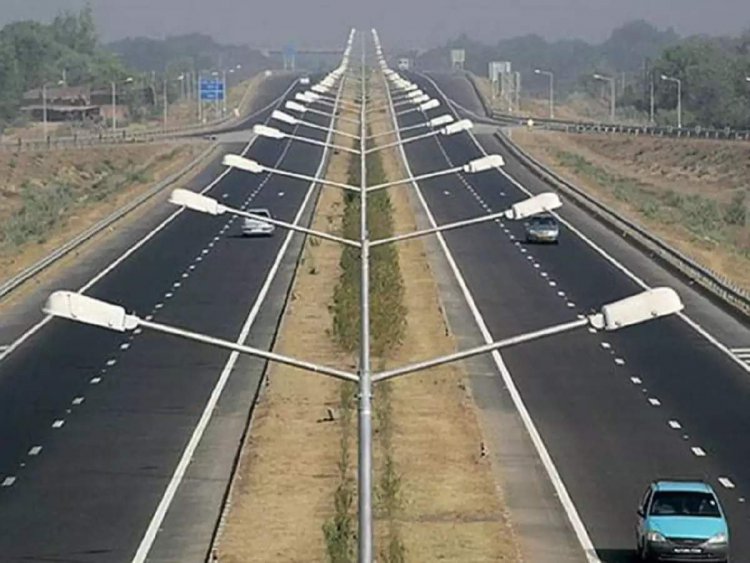 उत्तर प्रदेश और उत्तराखंड को जोड़ने वाले राष्ट्रीय राजमार्ग-734 के मुरादाबाद-ठाकुरवाड़ा-काशीपुर खंड के लिए 1841.92 करोड़ रुपये की लागत से सुधार एवं उन्नयन कार्य स्वीकृत
